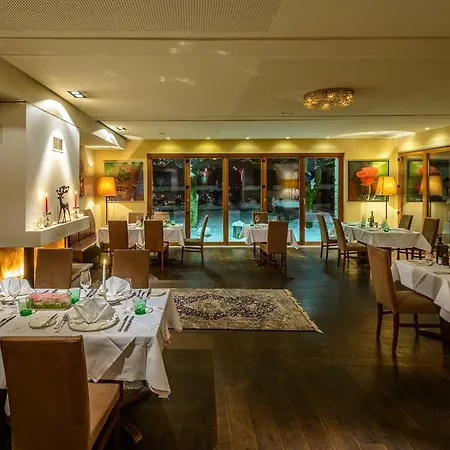 Restaurant Auerhahn Maison d'hôtes 3*