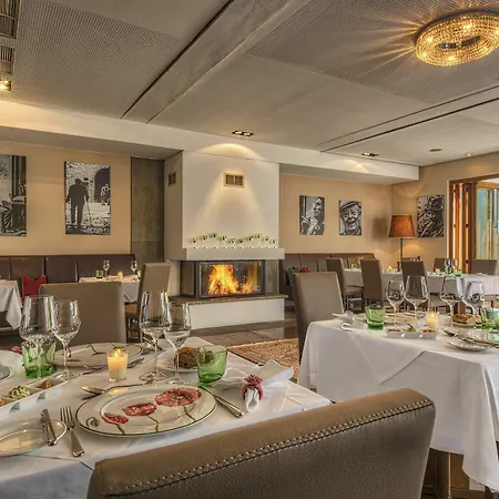 Pensionat Restaurant Auerhahn 3*